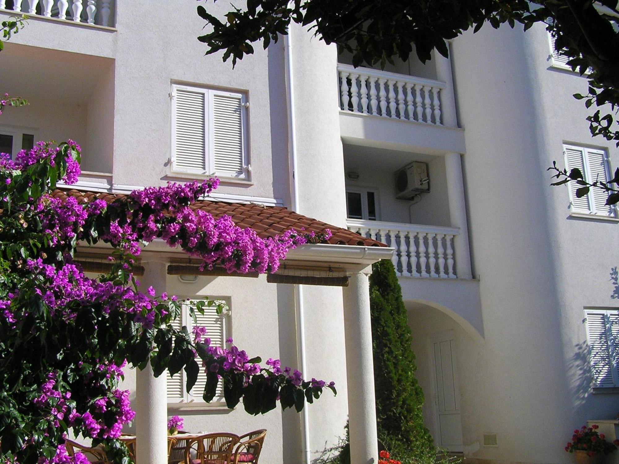 Apartments Paloma Blanca ميدولين المظهر الخارجي الصورة
